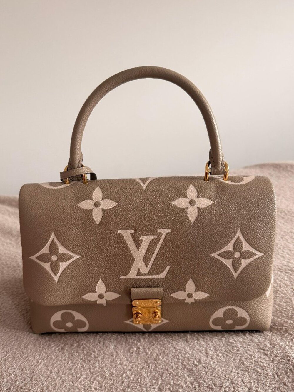 Louis Vuitton - Madeleine MM Beige bicolor Monogram Empreinte - M46041